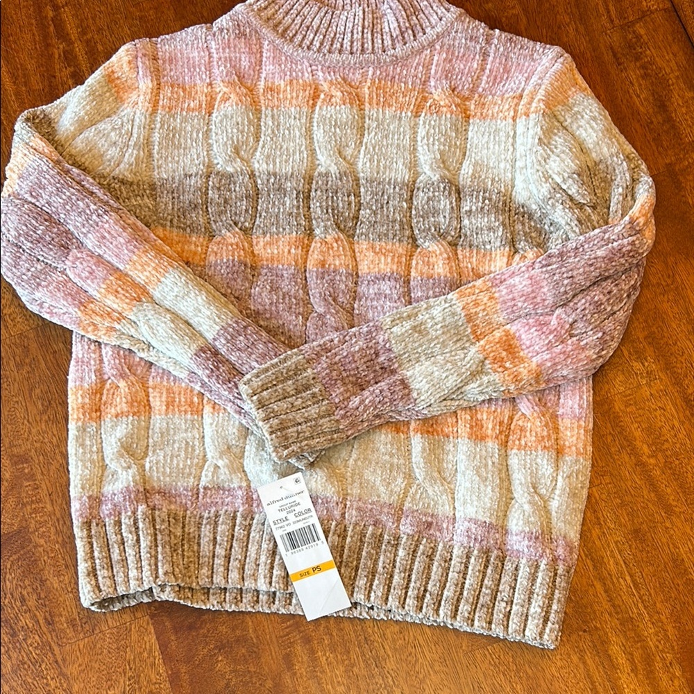 Alfred Dunner Soft Pink and Cream Sweater